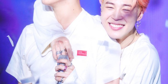 1366x2048 블랙앤화이트: BLACK n WHITE on in 2019 | jikook | Jikook, Bts, Jimin