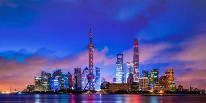 2880x1800 Shanghai Bund, skyscrapers, night, lights, river, China 1080x1920