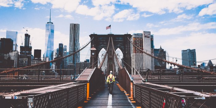 3694x2610 Bridge In A Beautiful Old City wallpaper