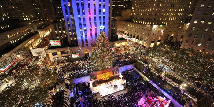 2554x1699 New York Christmas Wallpapers