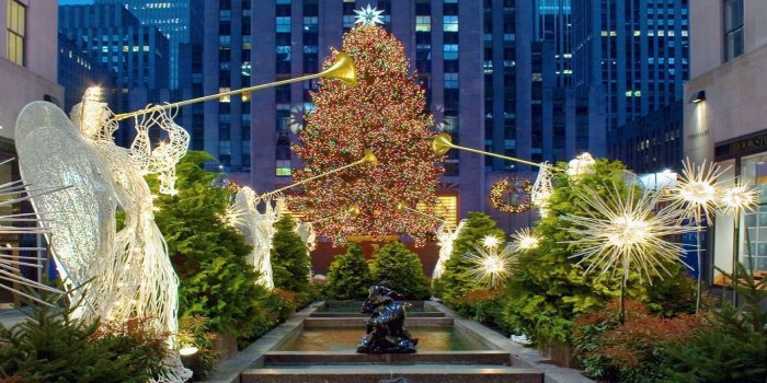 1366x768 New York Christmas Wallpapers