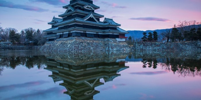 1920x1200 Download wallpapers Japanese temple, sunset, evening, lake, Japanese