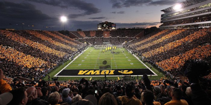 3000x1847 71+ College Football Wallpapers on WallpaperPlay