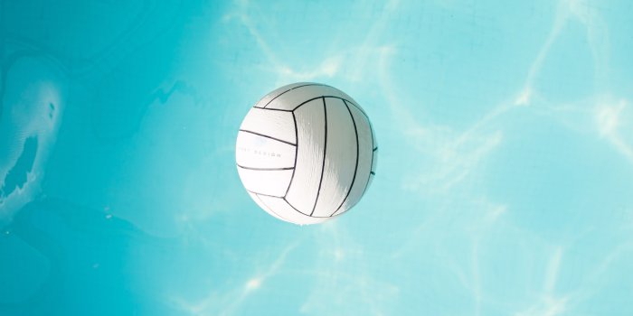 3840x2160 Wallpaper Volleyball, blue water 3840x2160 UHD 4K Picture, Image