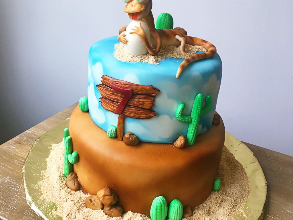 1024x768 Oscar'S Oasis - CakeCentral.com