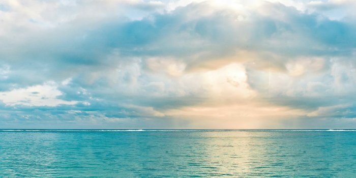 1350x1200 Download High-Res Leaked HTC Sense 6 Wallpapers from All New HTC One