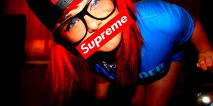 1440x1080 Supreme Girl Wallpaper(59+) Wallpaper Collections