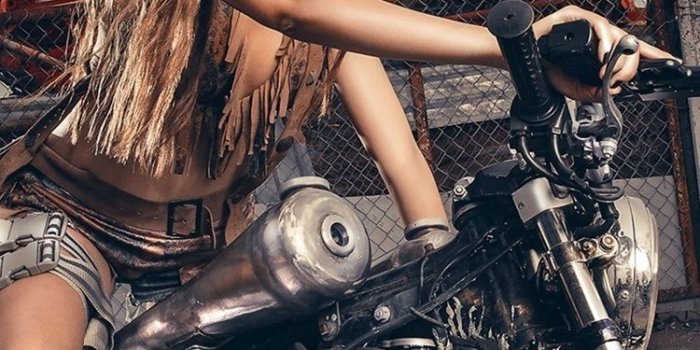 750x1334 Girl, motorcycle, gun 750x1334 iPhone 8/7/6/6S wallpaper, background