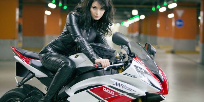 1728x1080 Girl on Yamaha R6 Motorcycle Wallpaper | Motorcycle lovers | Racing