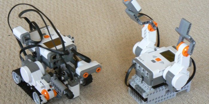 1024x768 NXT-NXT remote control in LabVIEW – LEGO Engineering