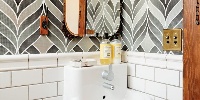 1067x1600 Photo 7 of 11 in An Airy Addition to a Historic Boise Home from