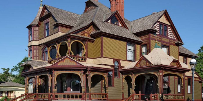 1152x864 Hackley & Hume Historic Homes – Lakeshore Museum Center