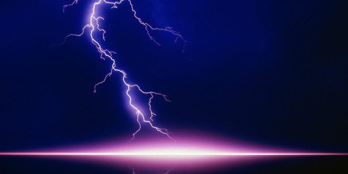 2560x1600 lightning storms wallpaper