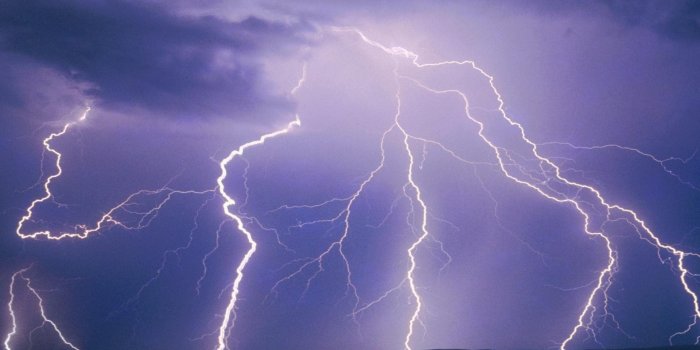 1920x1080 Lightning Strikes HD wallpaper