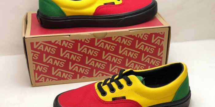 1600x1200 UPC 706421641609 - Vans Era Star Wars Classic Repeat Skate Shoe