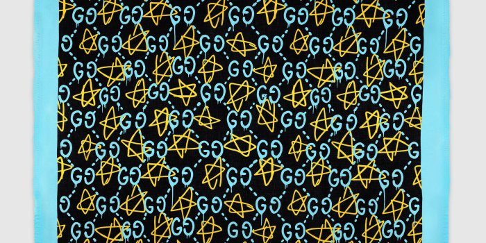 2400x2400 Women's Blue Ghost Shawl