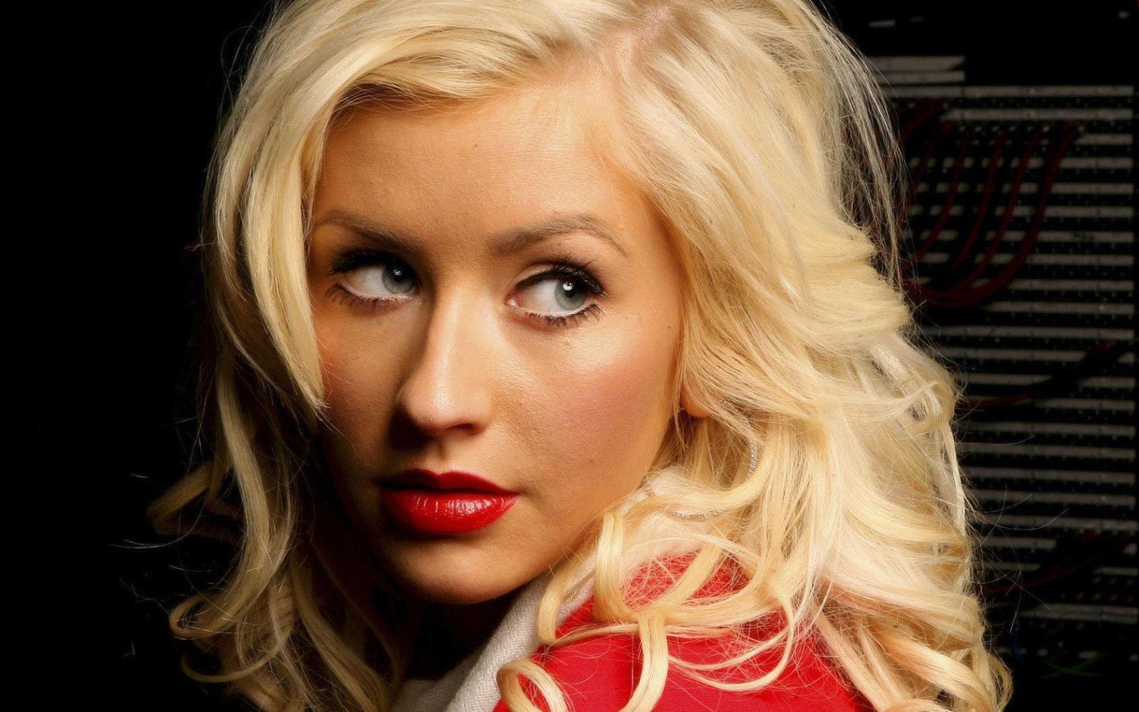 1680x1050 Christina Aguilera Wallpapers