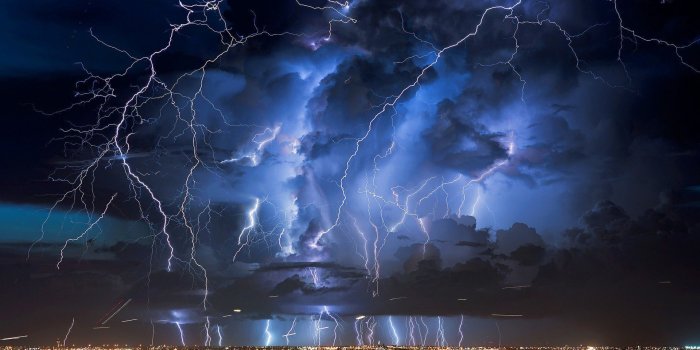 1920x1200 Page 2 of lightning 4K wallpapers for your desktop or mobile screen