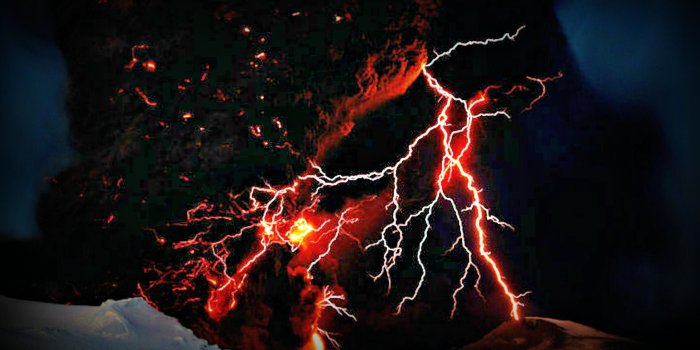 3028x1968 Volcanic Lightning Wallpaper (64+ images)