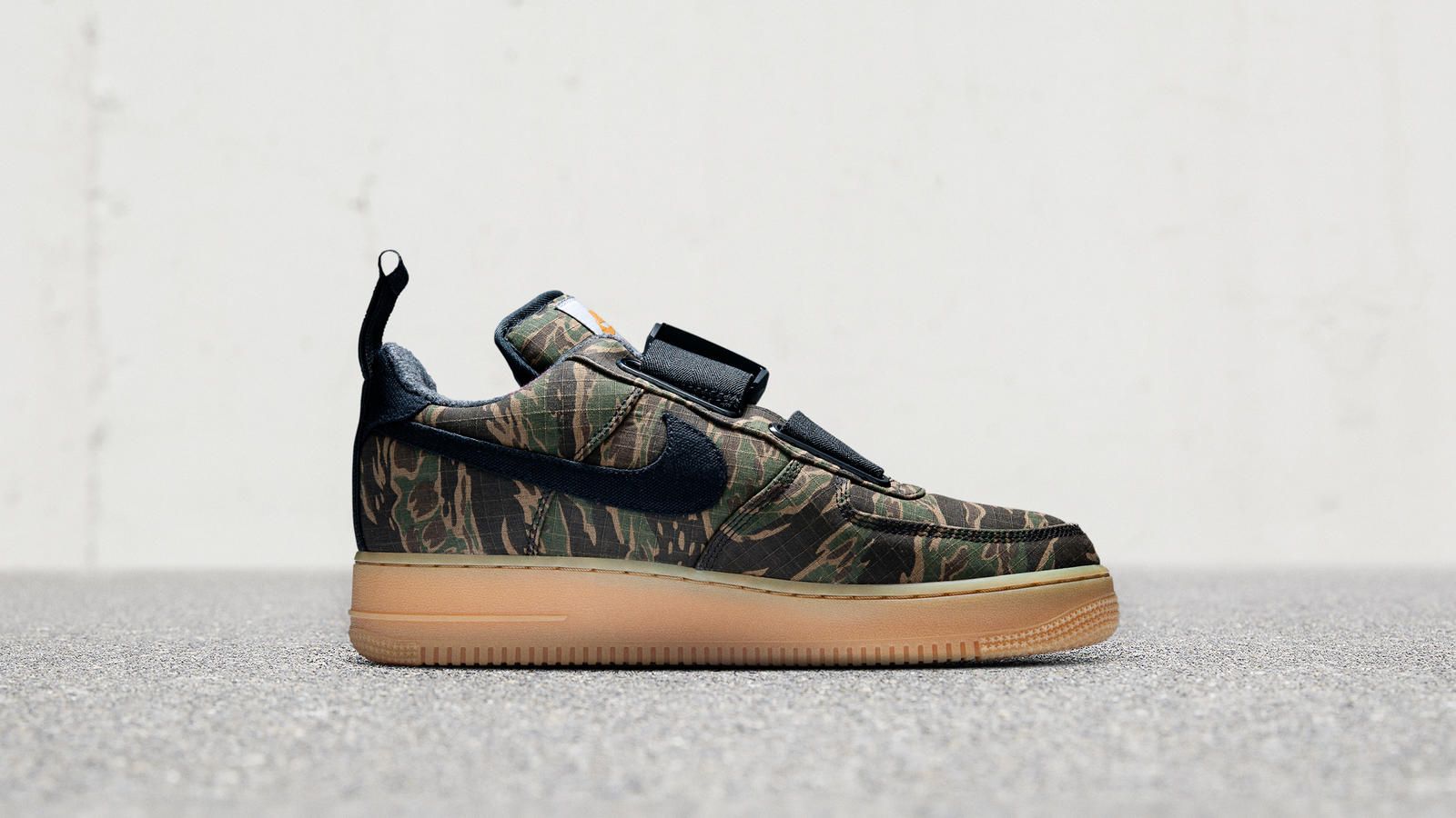 1600x900 Nike X Carhartt Wip Collection - Air Force Utility Carhartt