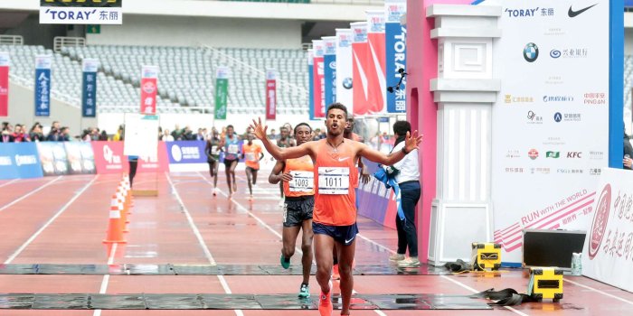 2048x1152 Ethiopian athletes sweep titles at Shanghai International Marathon