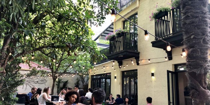 2048x1536 The Bull & Claw (Fenyang Lu) | SmartShanghai