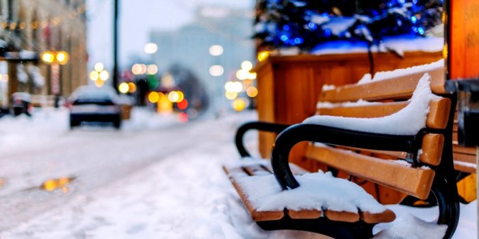 1562x955 Winter Snow Bench Cars City Hd Wallpaper | Wallpapers Memes