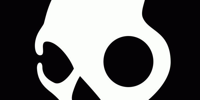 900x900 so Alex attacks me and rips me apart about leaving his headphones on