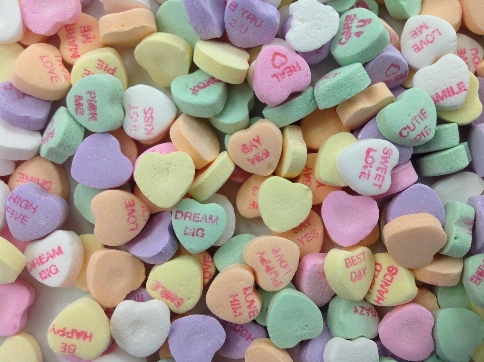 2592x1936 56+ Candy Hearts Wallpapers on WallpaperPlay