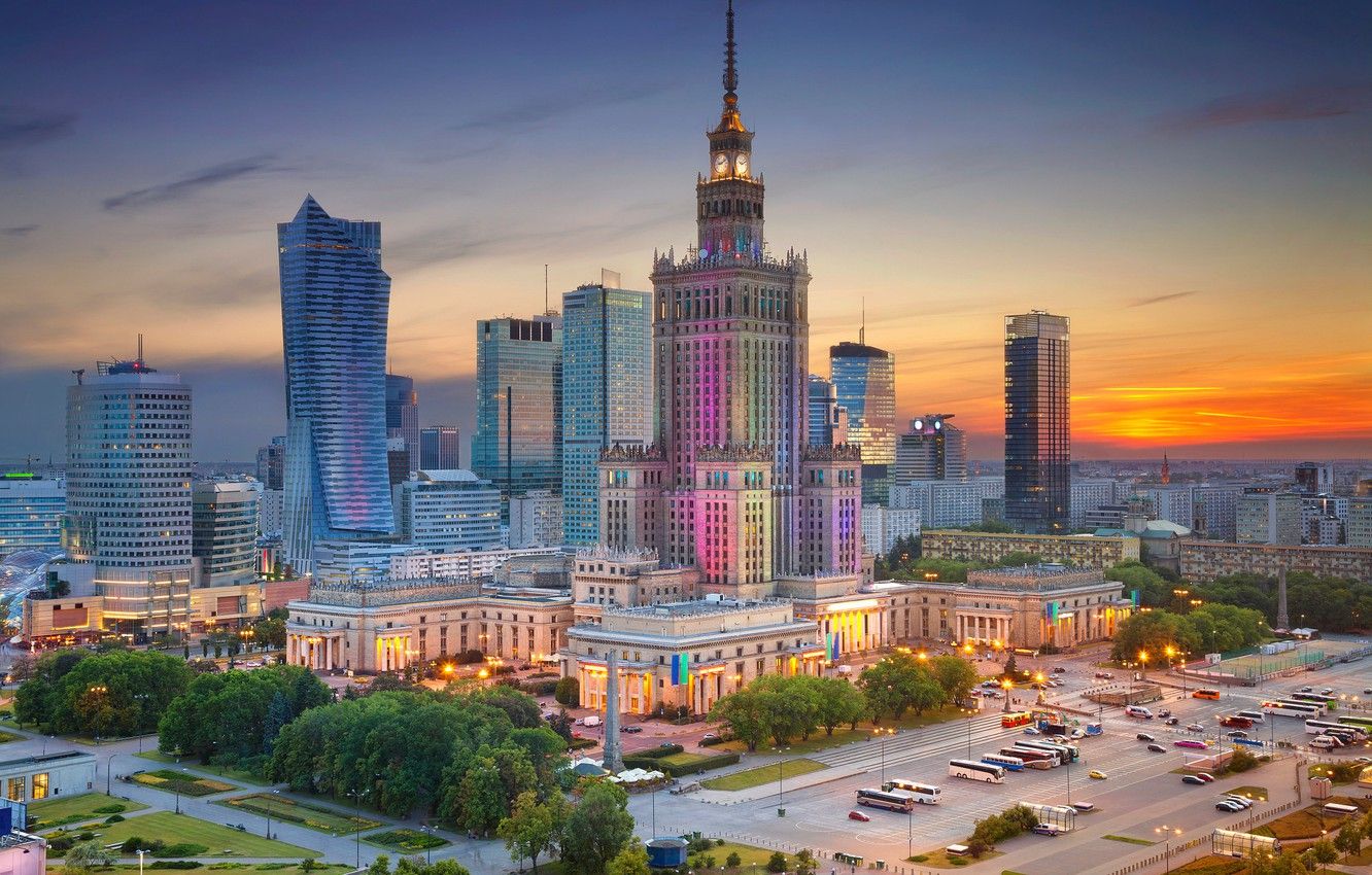 1332x850 Wallpaper home, the evening, Poland, Warsaw, panorama, center, The