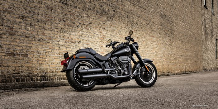 3840x2160 Motorcycles desktop wallpapers Harley-Davidson Softail Fat Boy S - 2016
