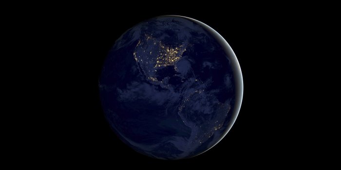 2706x2706 Download the new iOS 11 wallpapers