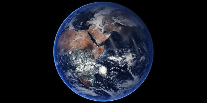 1242x2208 Earth Wallpapers | wallpaper in 2019 | Iphone wallpaper, Iphone