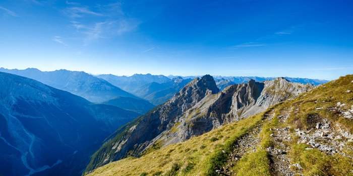 4917x2766 4k-wallpaper-blue-sky-environment-973231