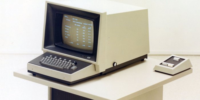 2560x1600 Old Computers Wallpaper | 2560x1600 | ID:41029