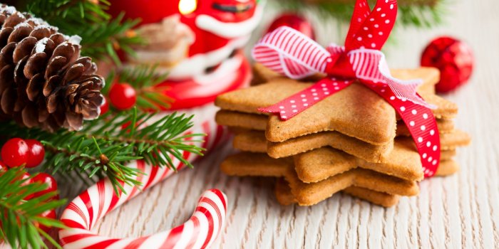 2560x1440 cookies, candy cane, star, ribbon, holiday, Christmas, celebration