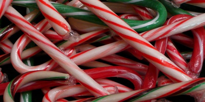 1601x1200 candy cane Wallpaper and Background Image | 1601x1200 | ID:423489