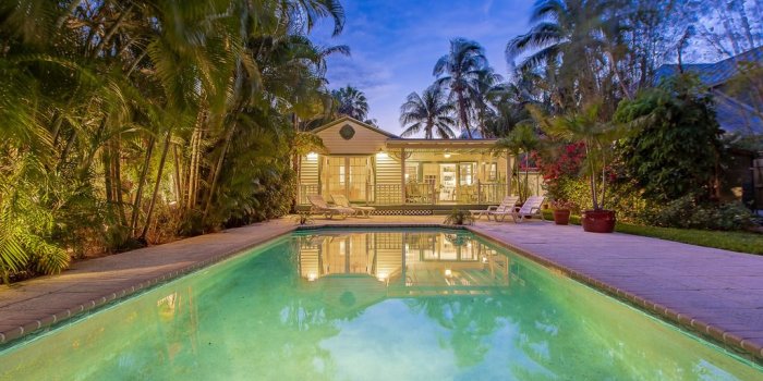 1024x768 Tropical Oasis w/ Pool - Walk to Las Olas Blvd | RedAwning