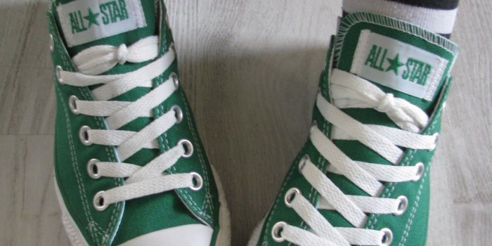 1944x2592 pair of green and white converse all star low top free image | Peakpx