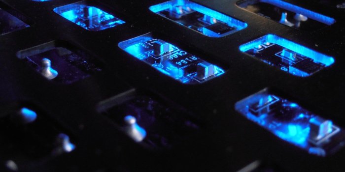 3840x1080 MSI 7970 Lightning Boosted Edition 3 Wallpapers Desktop Background