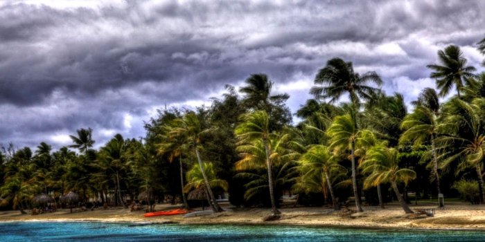 1600x900 Overcast At Sea Wallpaper | Wallpapers Every Day