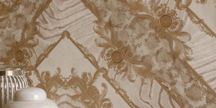 1500x1500 Versace Animal Plaid | Designer Animal Skin Effect Wallpaper in Light  Brown, Beige & White