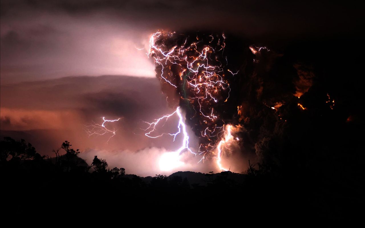 1280x800 44+] Volcanic Lightning Wallpaper on WallpaperSafari