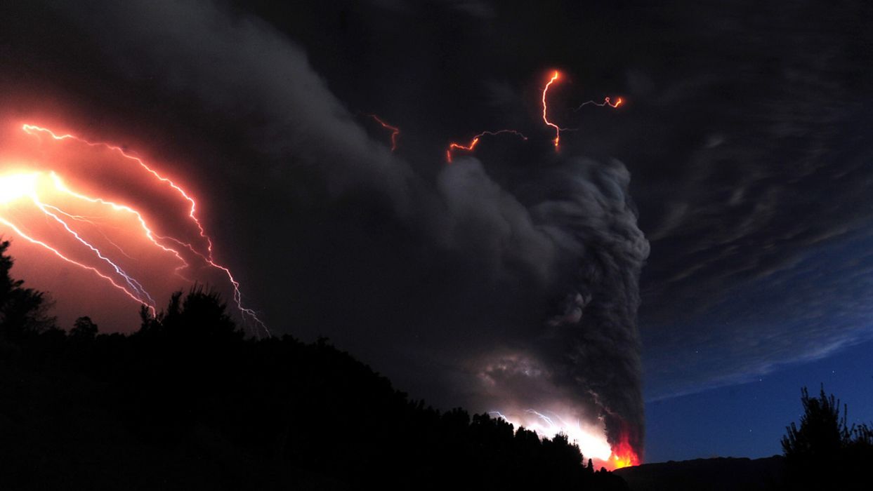 1243x700 Landscapes mountains volcano lava fire smoke fire lightning storm
