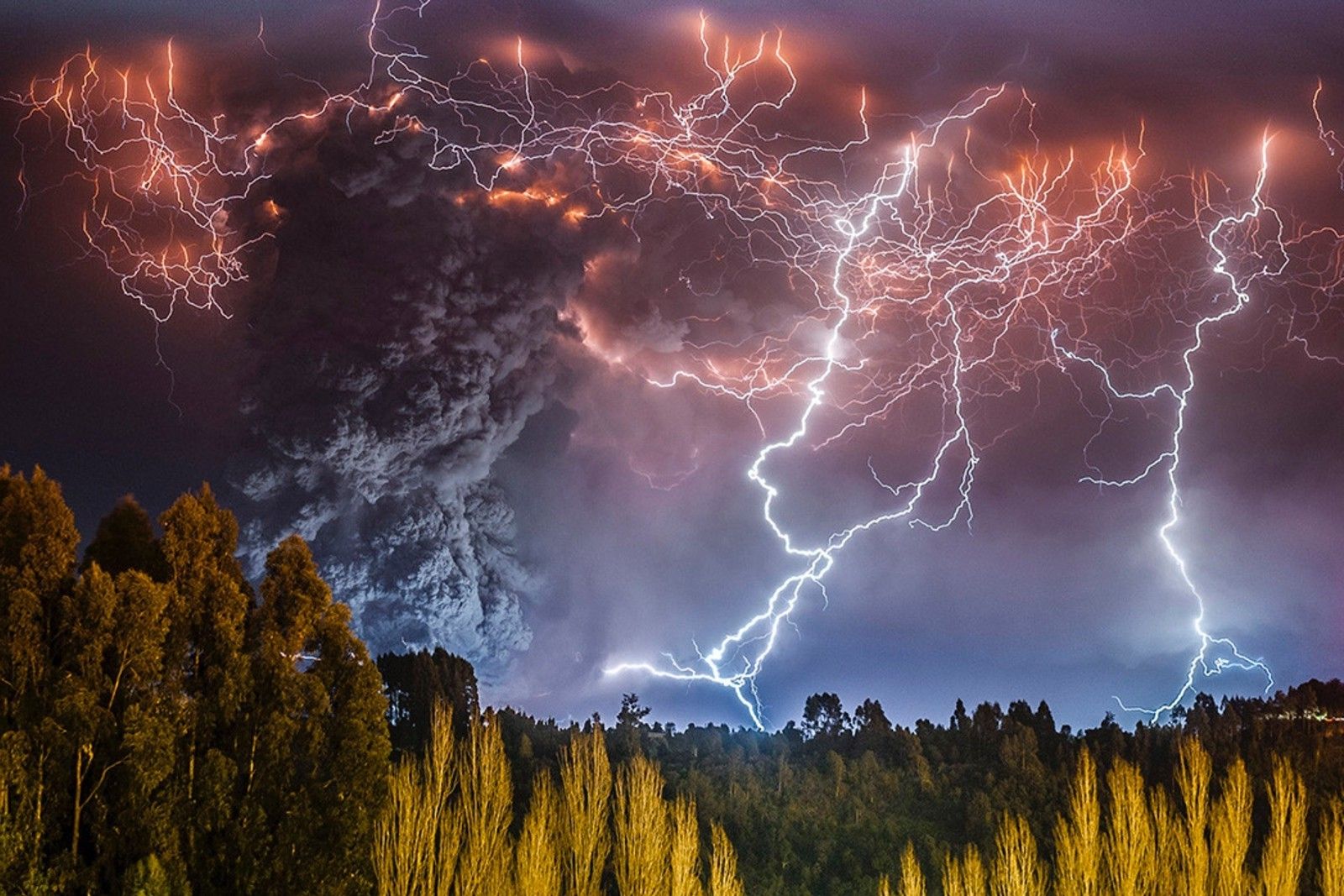 1600x1067 2912757 photography nature landscape lightning storm forest volcano