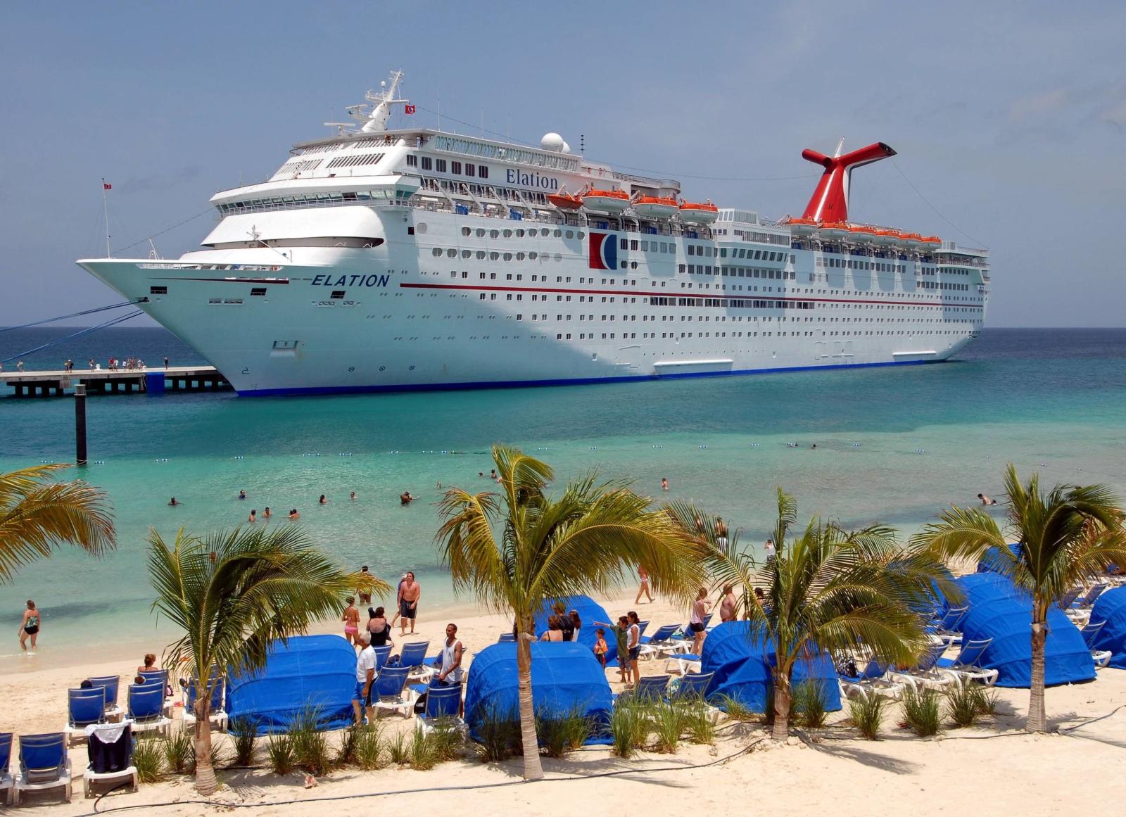 2590x1880 Carnival Cruise Ship Wallpaper (64+ images)