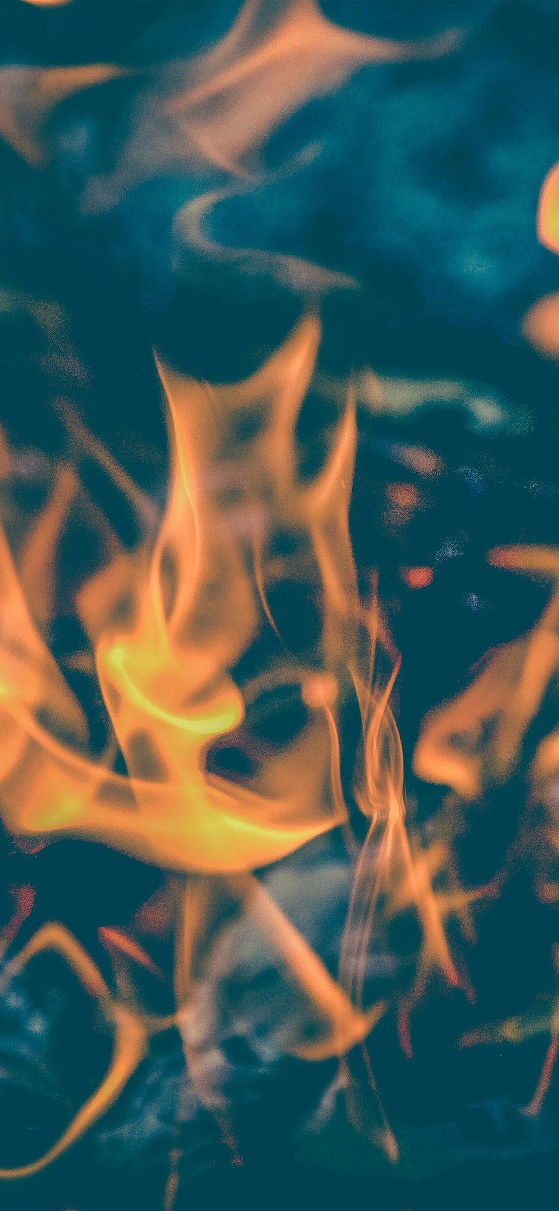 1125x2436 iPhonepapers.com | iPhone 8 wallpaper | ne42-fire-zoom-closeup