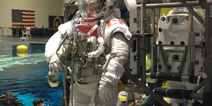 2048x1536 Jeremy R. Hansen on Twitter: 