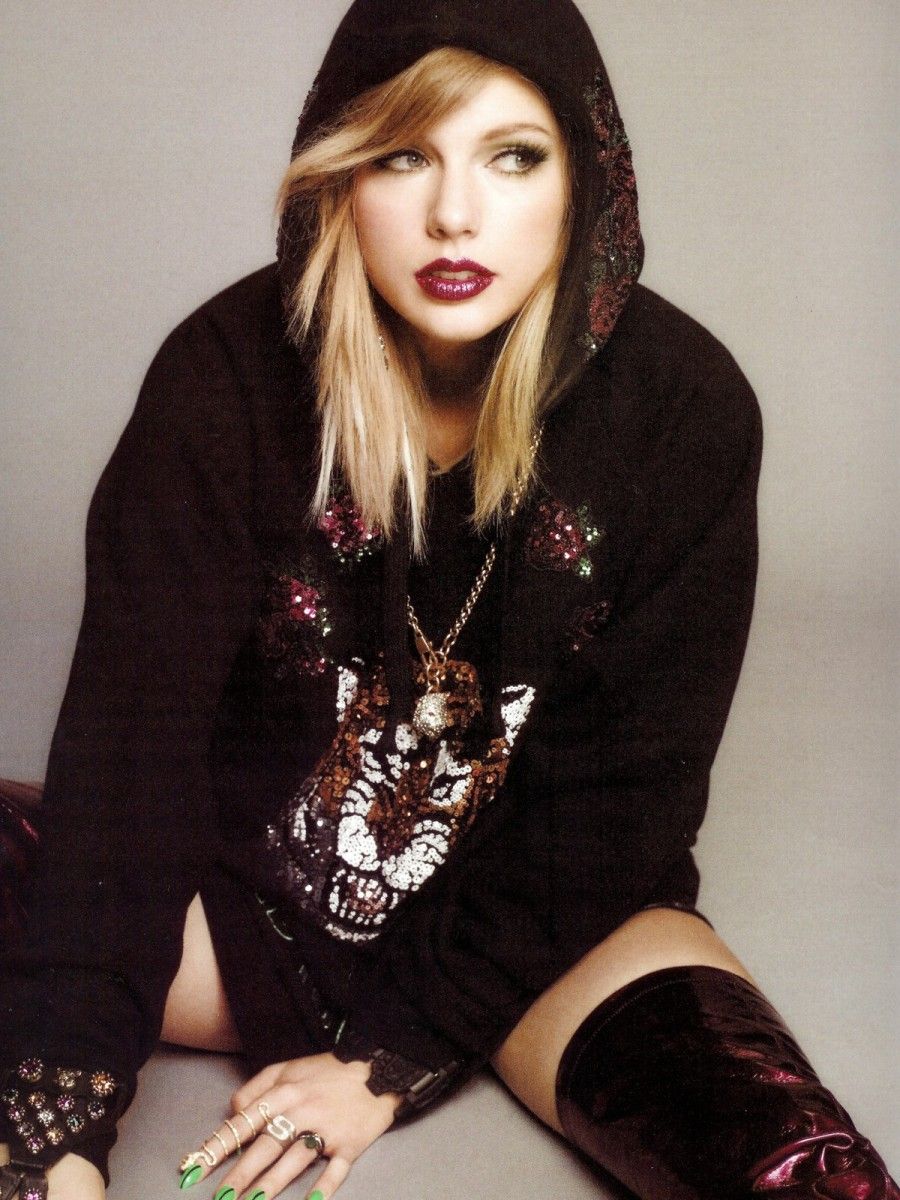 900x1200 Taylor Swift photo 1776 of 2241 pics, wallpaper - photo #979339