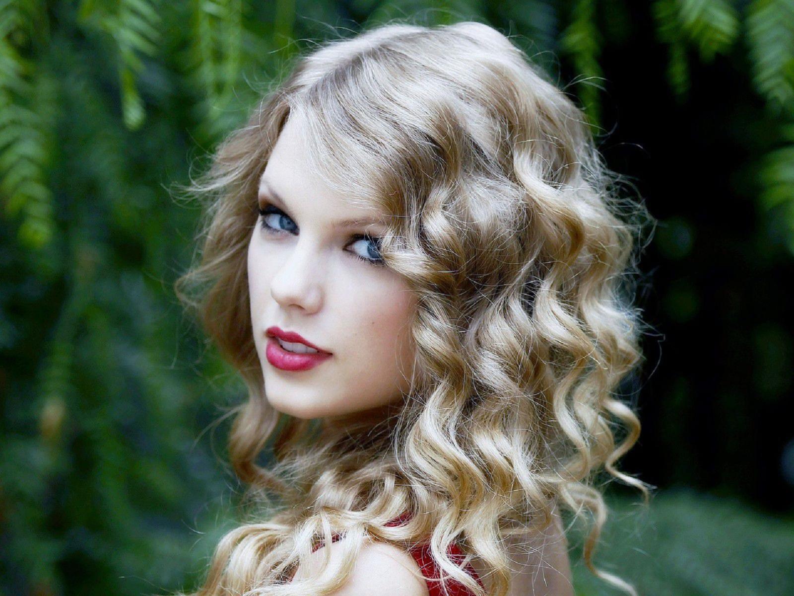 1920x1440 Taylor Swift Free HD Wallpapers Images Backgrounds